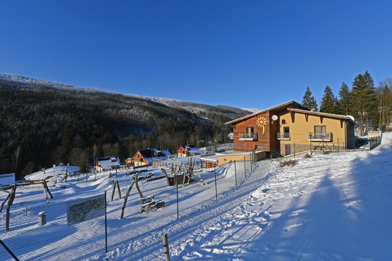 Hotel Jirinka Dolní Morava Kültér fotó