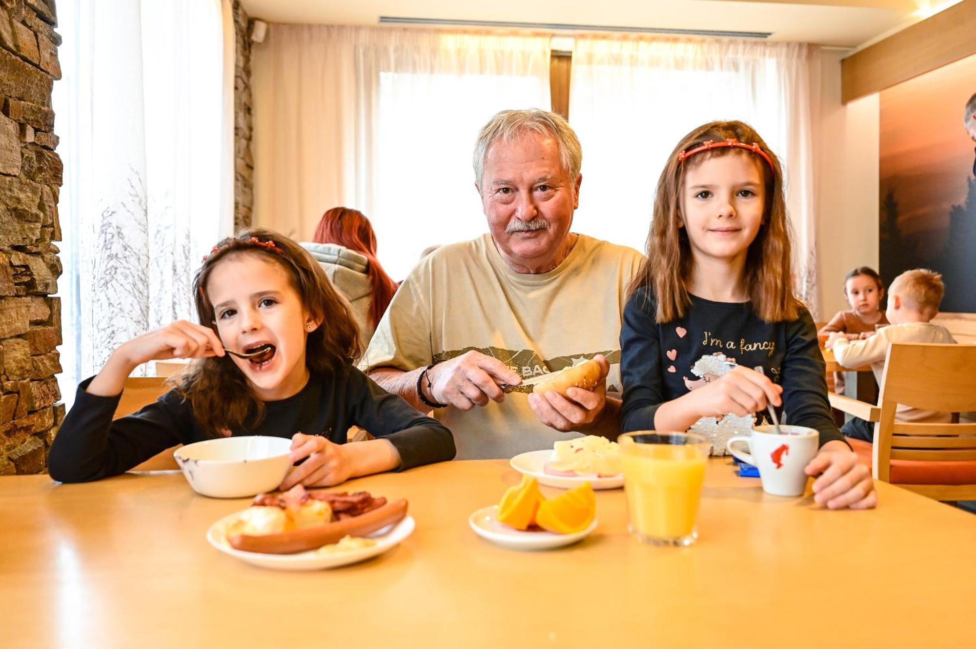 Hotel Jirinka Dolní Morava Kültér fotó